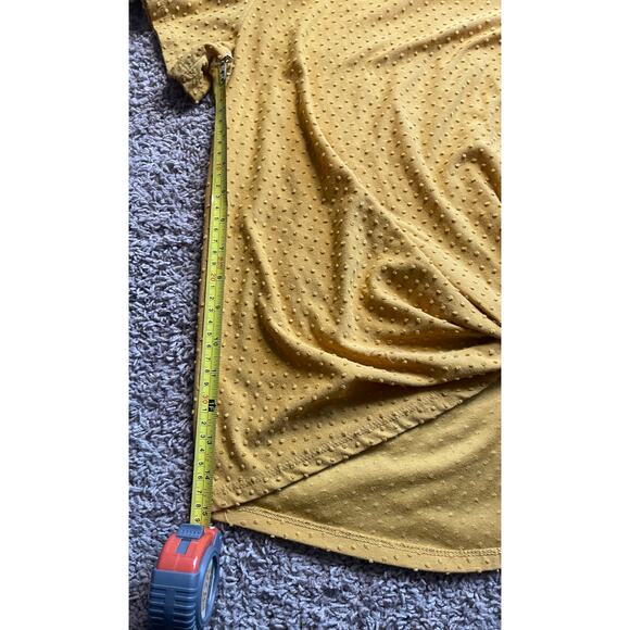 Rose+Olive Mustard Knotted-Front Top - Size 1X ** - Picture 4 of 7